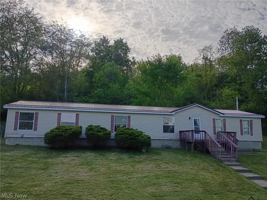 3211 Bay Se Road, Carrollton, OH 44615 - #2