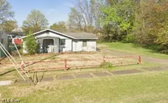 755 Tuttle Street, Belpre, OH 45714 - #1