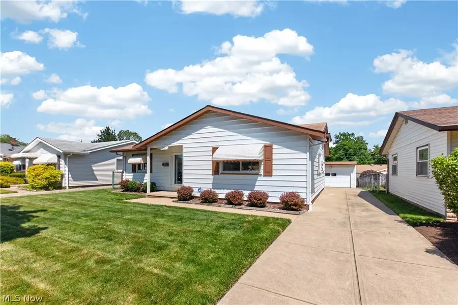 4307 W 146th Street, Cleveland, OH 44135 - #3
