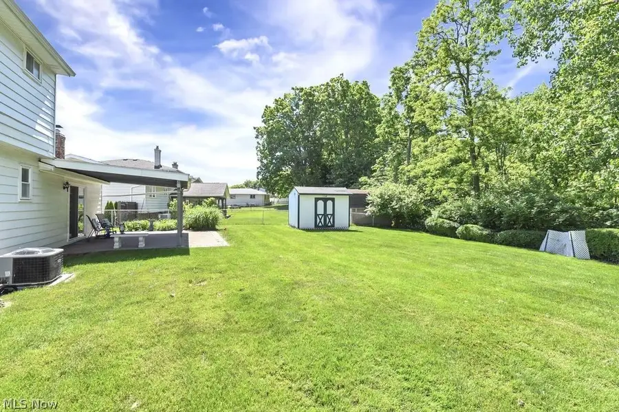7120 Lakeview Drive, Parma, OH 44129 - #3