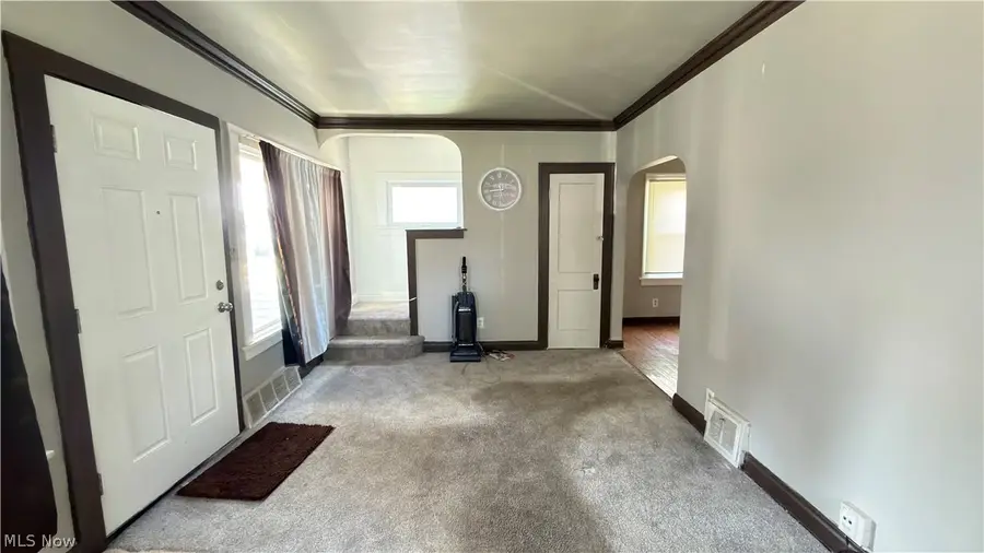 4630 E 86th Street, Garfield Heights, OH 44125 - #3