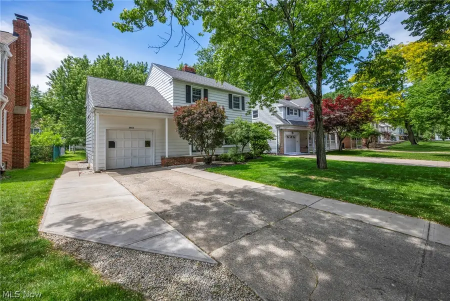 1412 Henning Drive, Lyndhurst, OH 44124 - #2