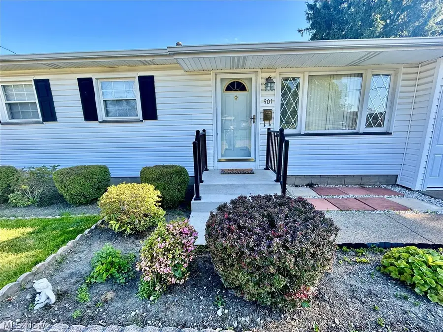 501 Edison Street, Struthers, OH 44471 - #2