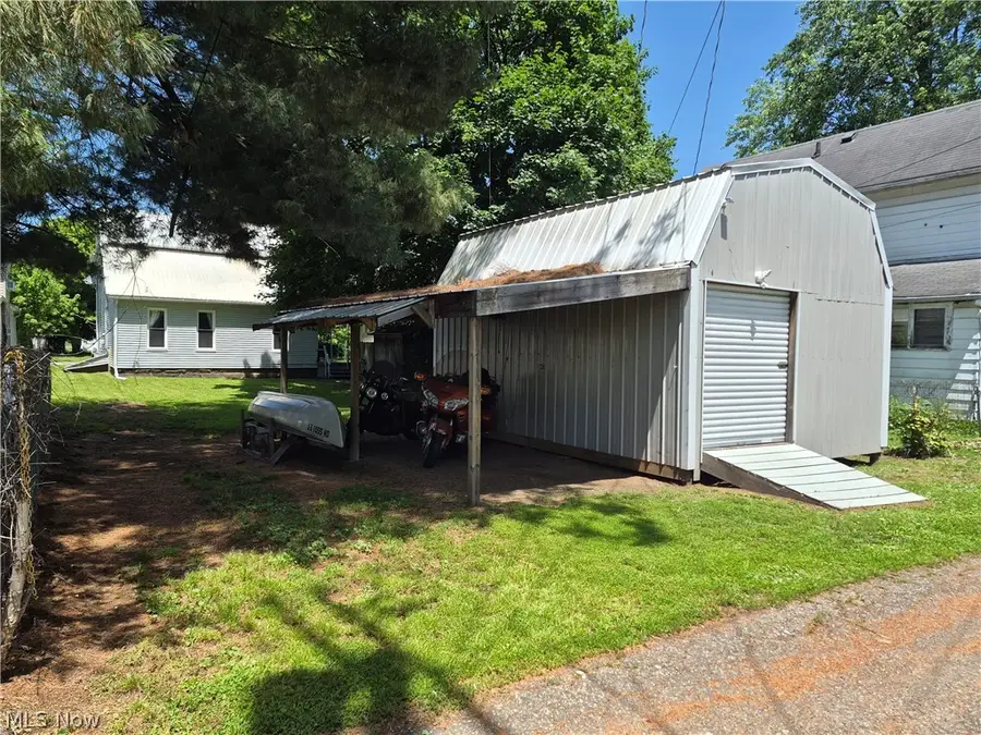 1029 E Main Street, Coshocton, OH 43812 - #3