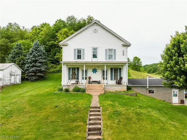 6587 Barkley Rd Road, Uhrichsville, OH 44683
