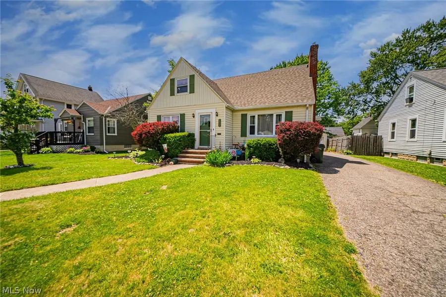 172 Brandtson Avenue, Elyria, OH 44035 - #3