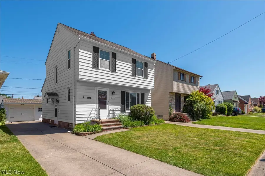3122 Parklane Drive, Parma, OH 44134 - #3