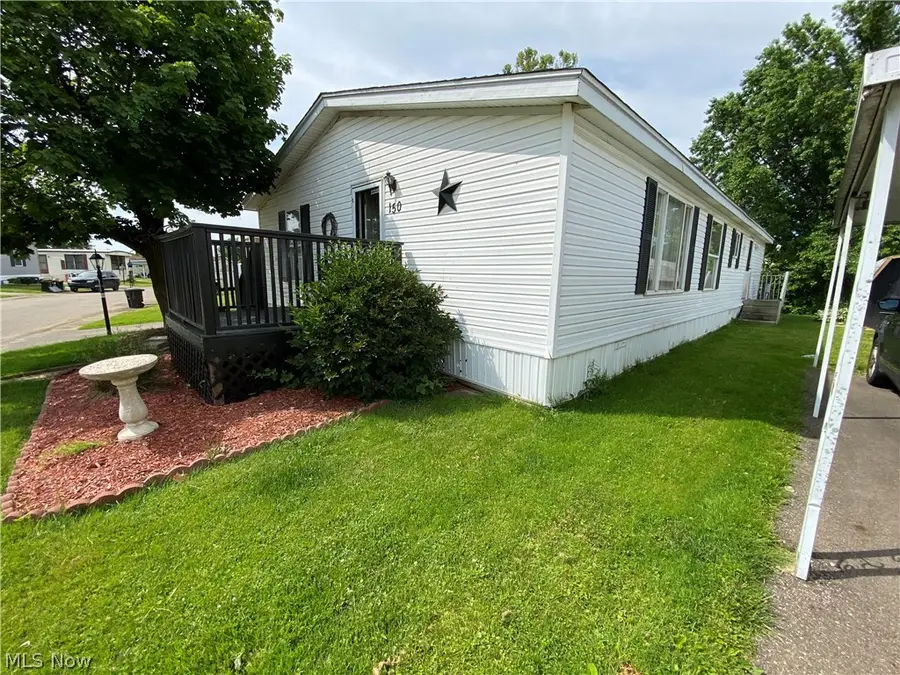 150 Rolling Acres W Circle, Massillon, OH 44647 - #3