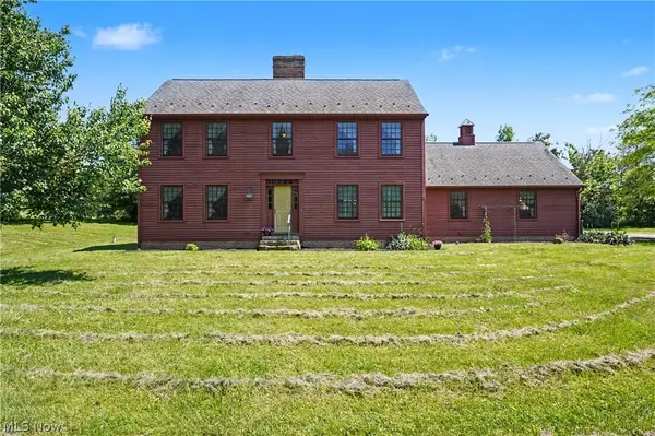 4622 Beechwood Ne Avenue, Paris, OH 44669
