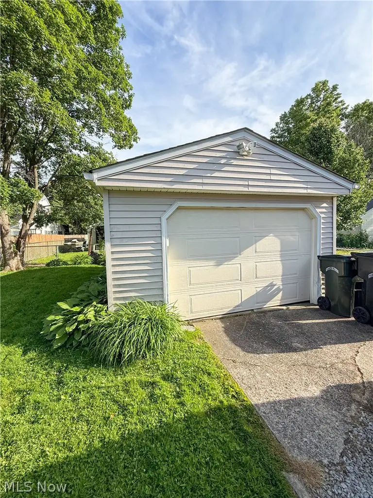 519 Case Avenue, Elyria, OH 44035 - #3