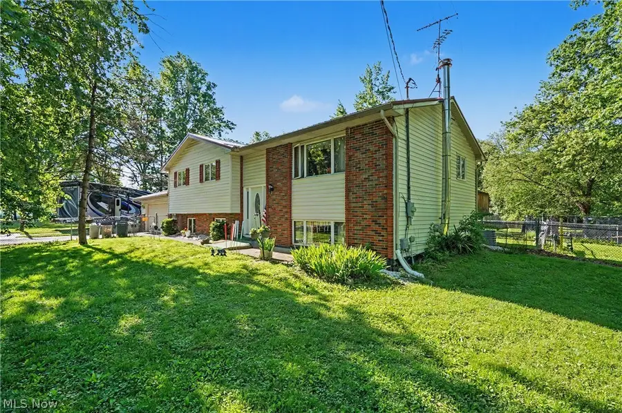 4250 Herr Fieldhouse Road, Southington, OH 44470 - #3