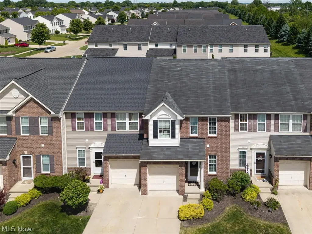 106 Pebble Court, Berea, OH 44017 - #1