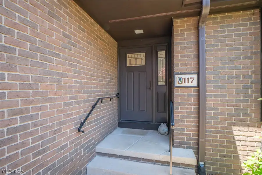 117 Brookview Sw Drive, North Canton, OH 44709 - #3