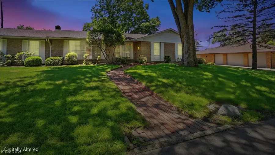 426 Coventry Circle, Zanesville, OH 43701 - #2