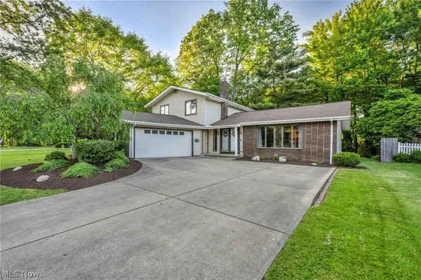 27020 Sleepy Hollow Drive, Westlake, OH 44145