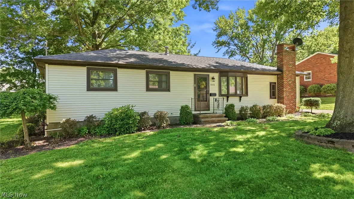 1515 E 11th Street, Salem, OH 44460 - #1