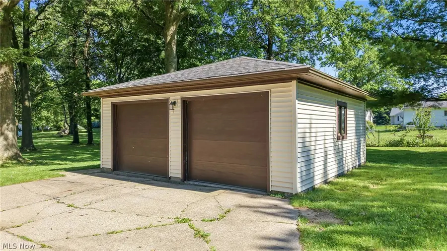 1515 E 11th Street, Salem, OH 44460 - #3