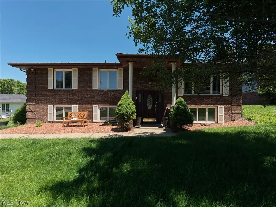 5326 Hillsboro Se Avenue, Canton, OH 44707 - #2