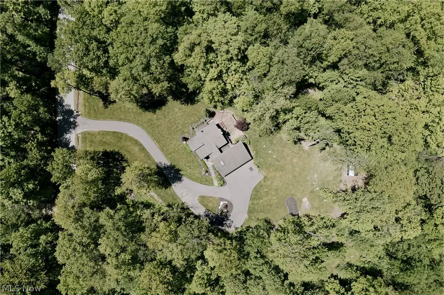 17138 Wood Acre Trail, Chagrin Falls, OH 44023 - #3