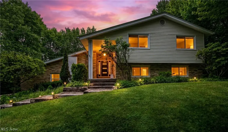 3136 Roberts Drive, Richfield, OH 44286 - #2