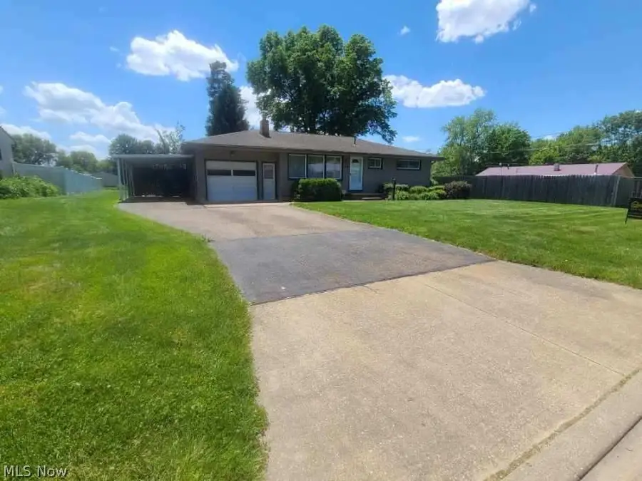 3718 35th Ne Street, Canton, OH 44705 - #2