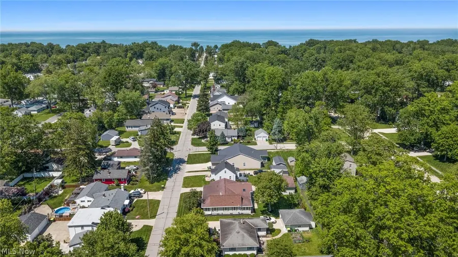 233 Sunset Road, Avon Lake, OH 44012 - #2