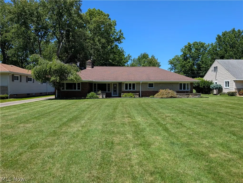 6986 Big Creek Parkway, Middleburg Heights, OH 44130 - #1