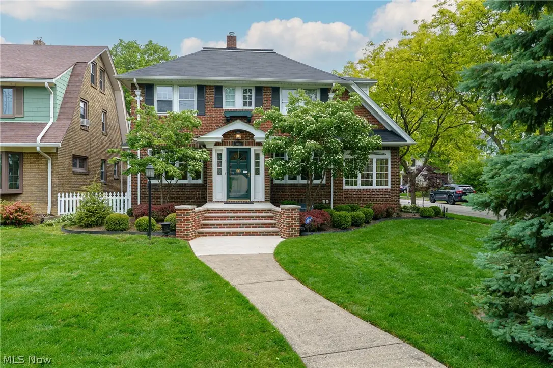 14914 Lake Avenue, Lakewood, OH 44107 - #1