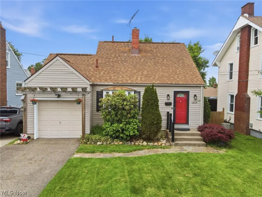 1207 Havana Ne Place, Canton, OH 44714 - #2