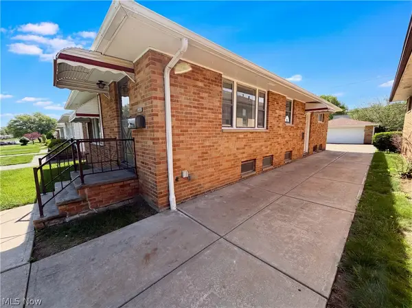 13606 Carpenter Road, Cleveland, OH 44125