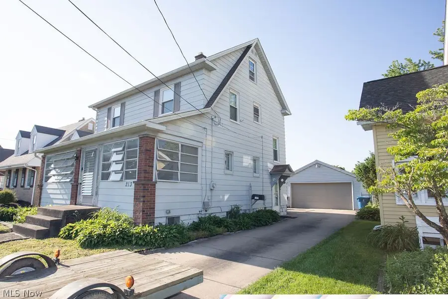 213 Como Street, Struthers, OH 44471 - #3