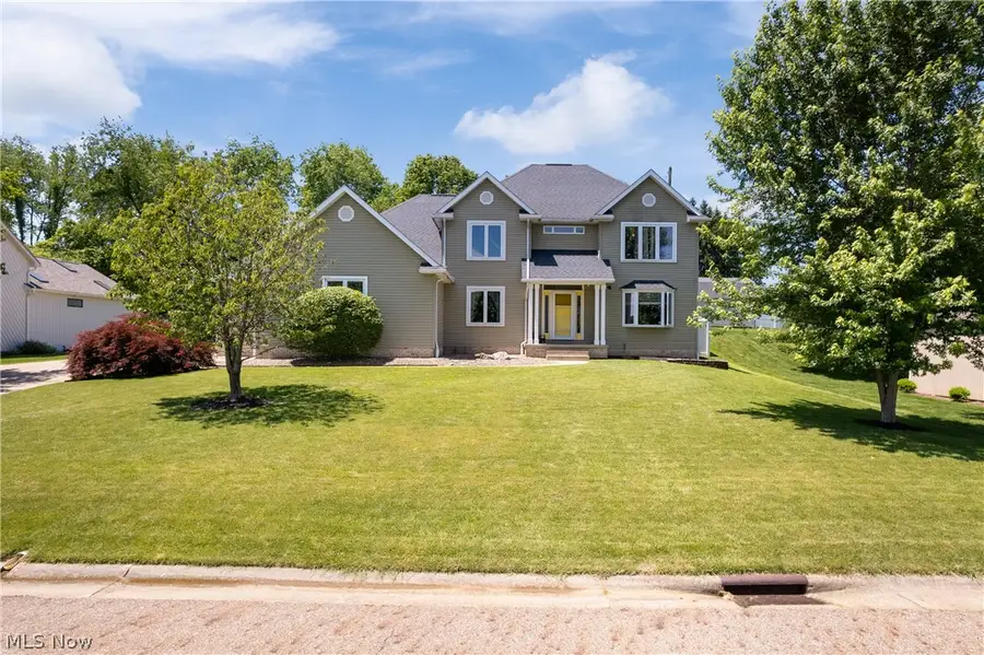 5043 Violet Knoll Ne Avenue, Canton, OH 44705 - #2