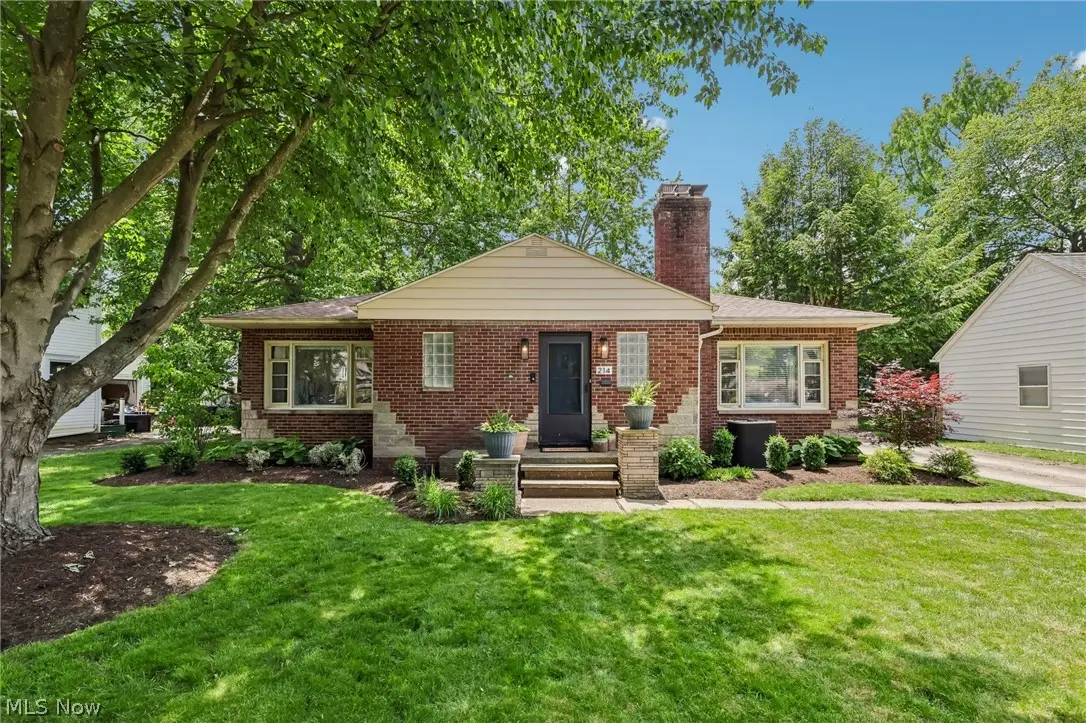 214 Kenwick Drive, Akron, OH 44313 - #1