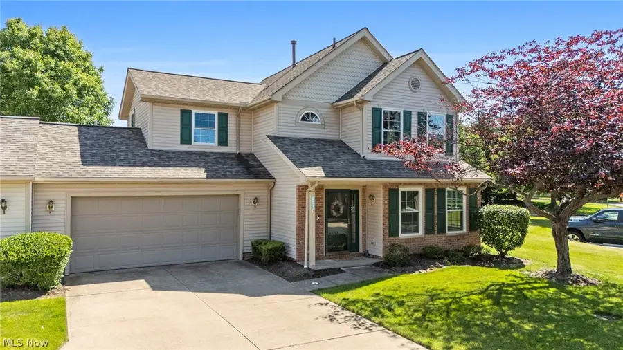 16093 Primrose Circle, Middleburg Heights, OH 44130 - #2