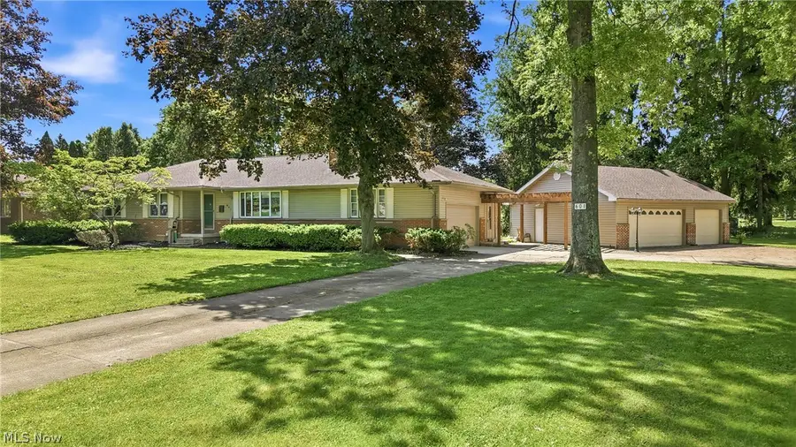 601 Murray Hill Drive, Youngstown, OH 44505 - #2