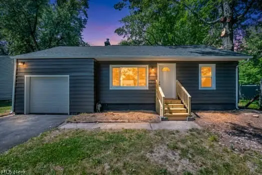 660 Rokeby Road, Eastlake, OH 44095