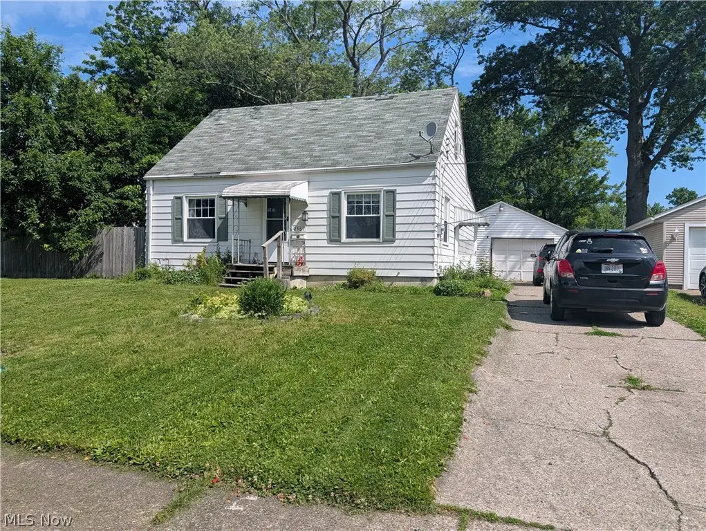 2567 E 38th Street, Lorain, OH 44055 - #1