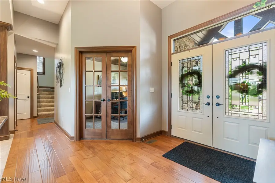 5850 Quarry Lake Se Drive, East Canton, OH 44730 - #2