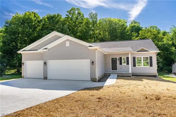 10694 Welton Ne Road, Bolivar, OH 44612
