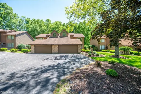 9114 Inverrary Se Drive, Howland, OH 44484
