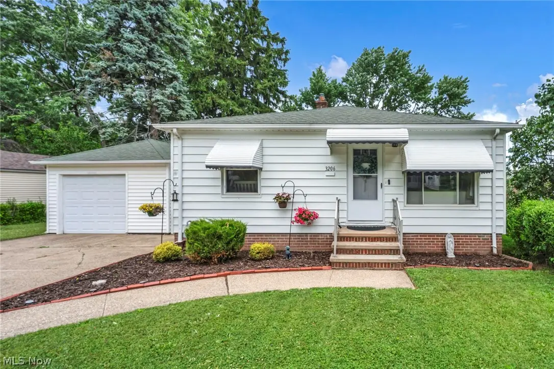 3206 Torrington Avenue, Parma, OH 44134 - #1