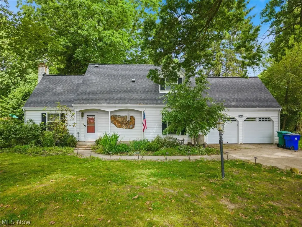 7439 State Route 43, Kent, OH 44240 - #1