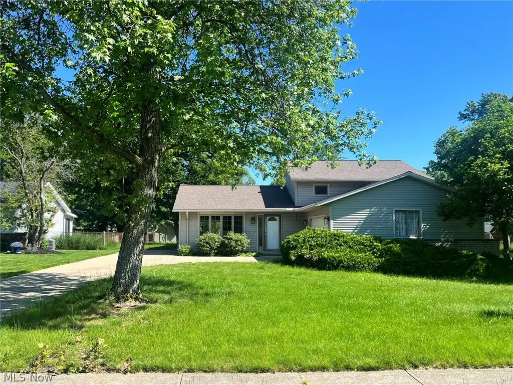 16244 Delmont Avenue, Strongsville, OH 44136 - #1