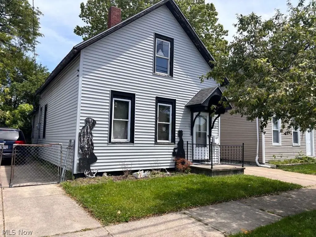3237 W 30th Street, Cleveland, OH 44109 - #1