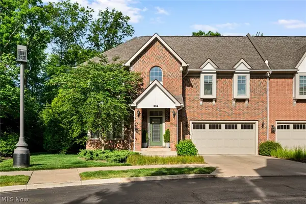204 Ashbourne Drive, Westlake, OH 44145