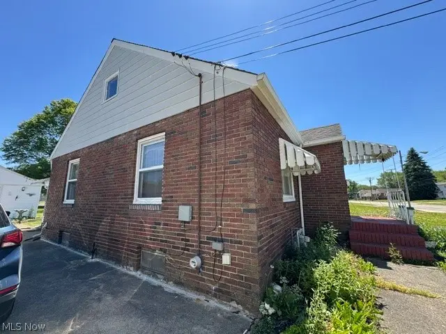 1226 Columbus Avenue, Ashtabula, OH 44004 - #3