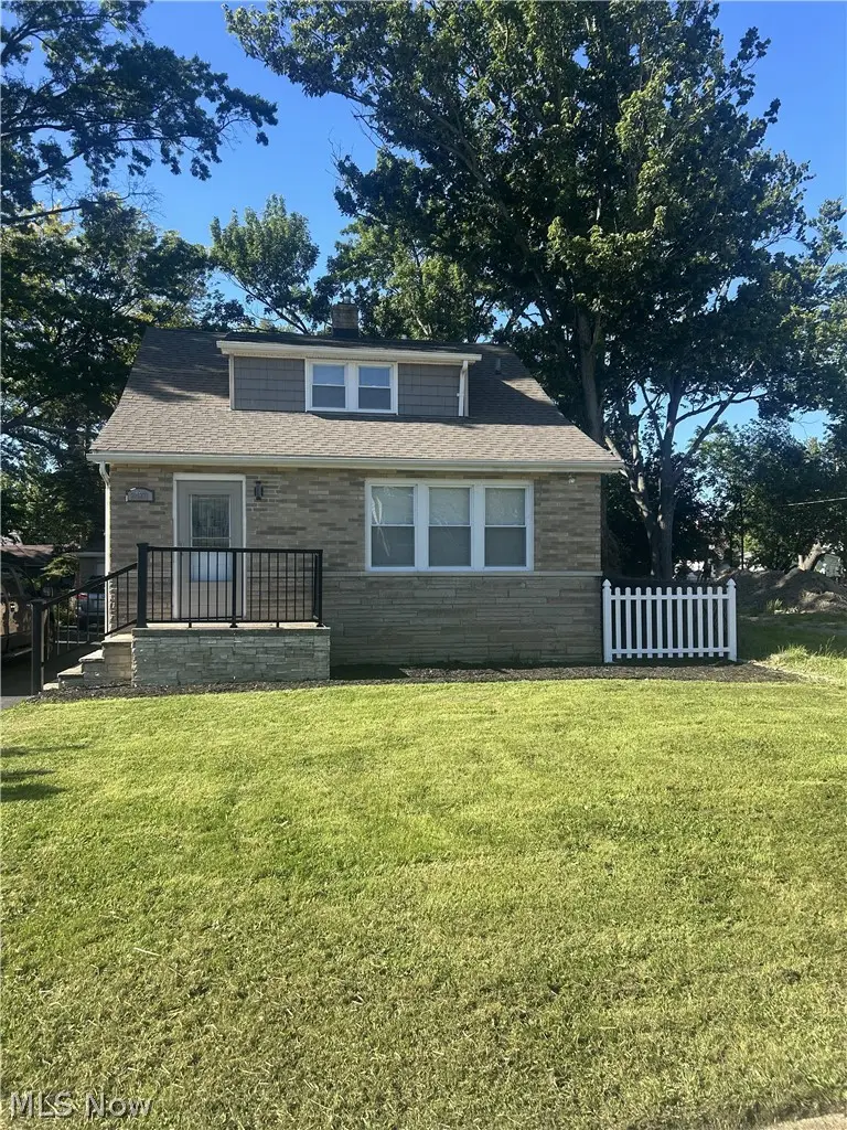 24371 Hartland Drive, Euclid, OH 44123 - #1