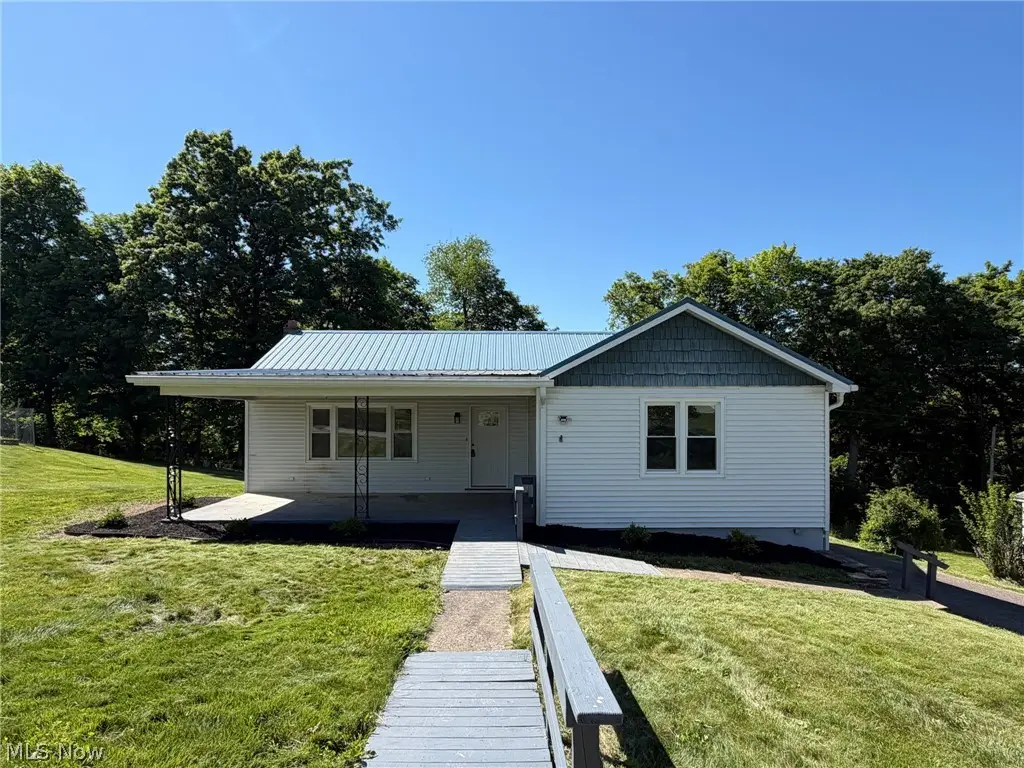 1085 Overlook Drive, Wintersville, OH 43953 - #1