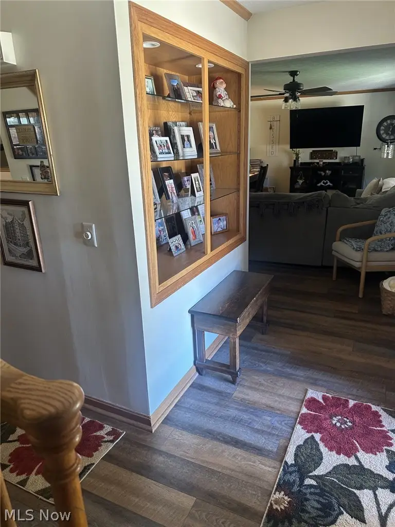 812 Brentwood Drive, Belpre, OH 45714 - #3