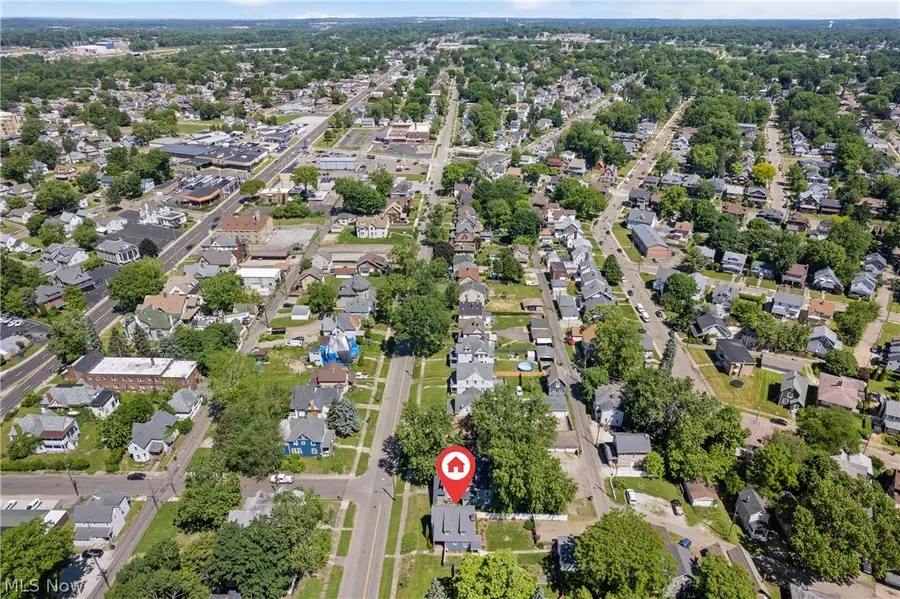1274 Woodland Nw Avenue, Canton, OH 44703 - #3